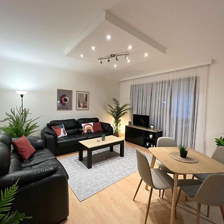 Charming 2 Bedroom Apartment Скопье Экстерьер фото